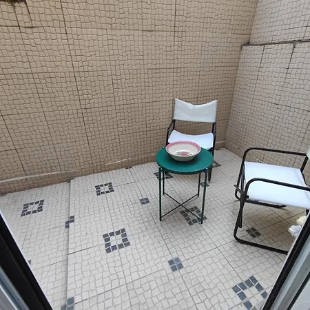 Appartement T1 Penha De Franca Com Patio Lisboa