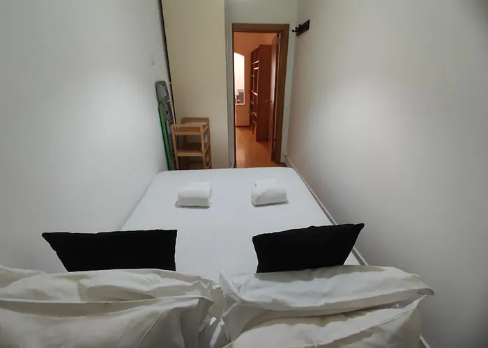 Apartamento T1 Penha De Franca Com Patio Lisboa