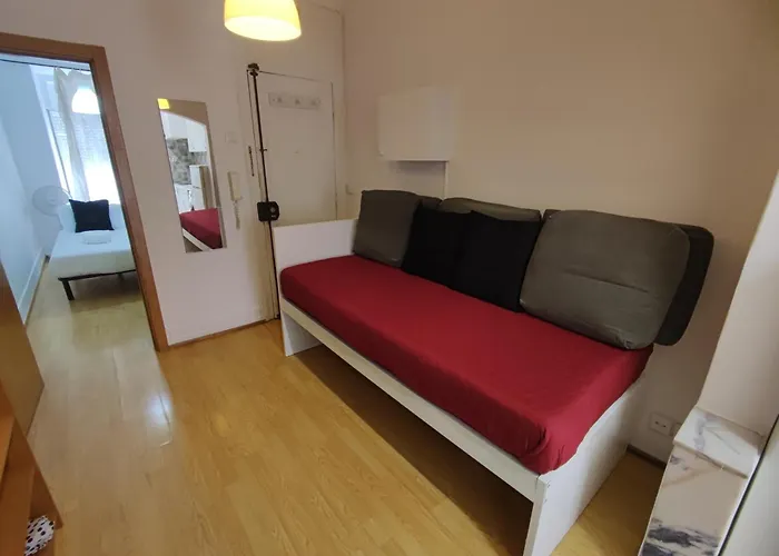 T1 Penha De Franca Com Patio